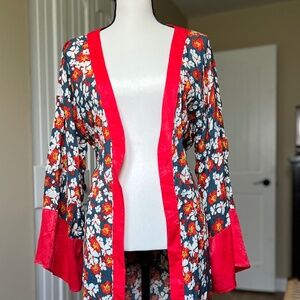 En Crème Blue Kimono with Red and White Flowers